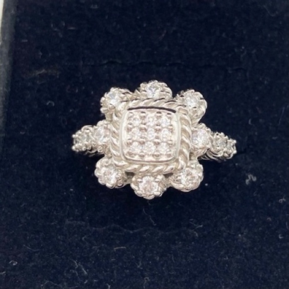Judith Ripka sterling silver ring - Picture 9 of 13